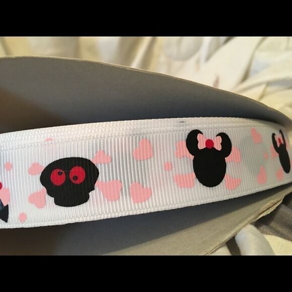 grosgrain Ribbon NEW 5 yards Minnie Mouse skulls Jolly Roger bow Halloween NEW - Picture 2 of 6